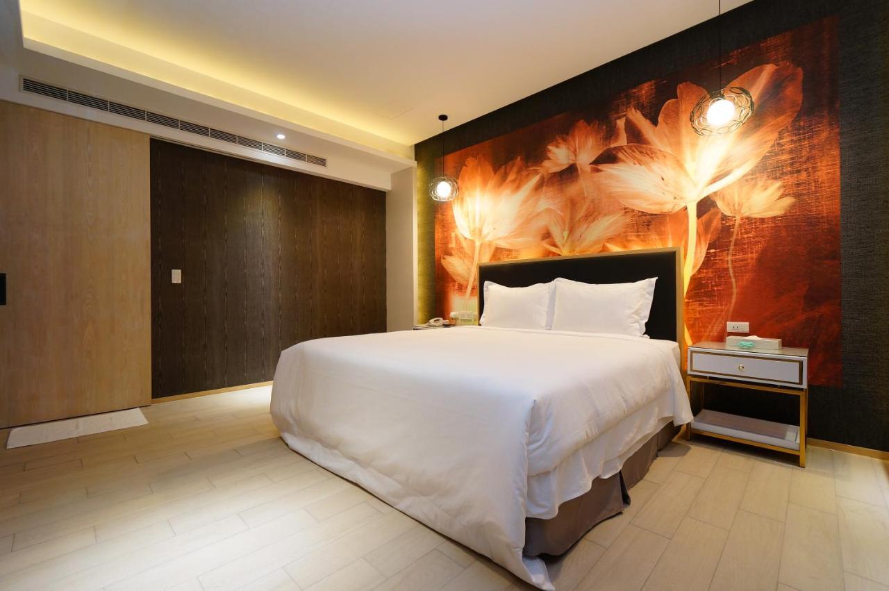 浪琴motel文創旅館 Ταϊχούνγκ Εξωτερικό φωτογραφία