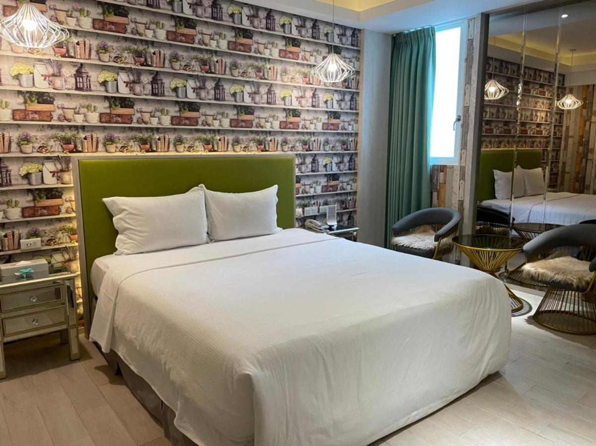 浪琴motel文創旅館 Ταϊχούνγκ Εξωτερικό φωτογραφία