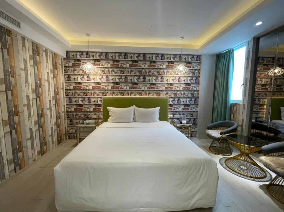 浪琴motel文創旅館 Ταϊχούνγκ Εξωτερικό φωτογραφία