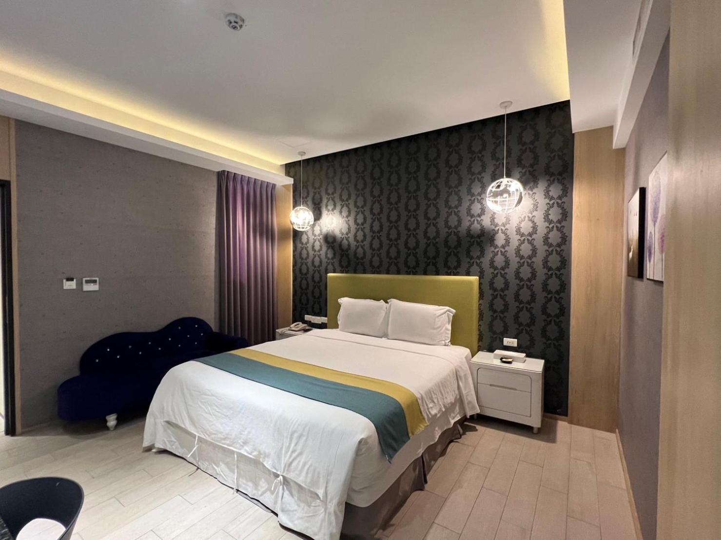 浪琴motel文創旅館 Ταϊχούνγκ Εξωτερικό φωτογραφία