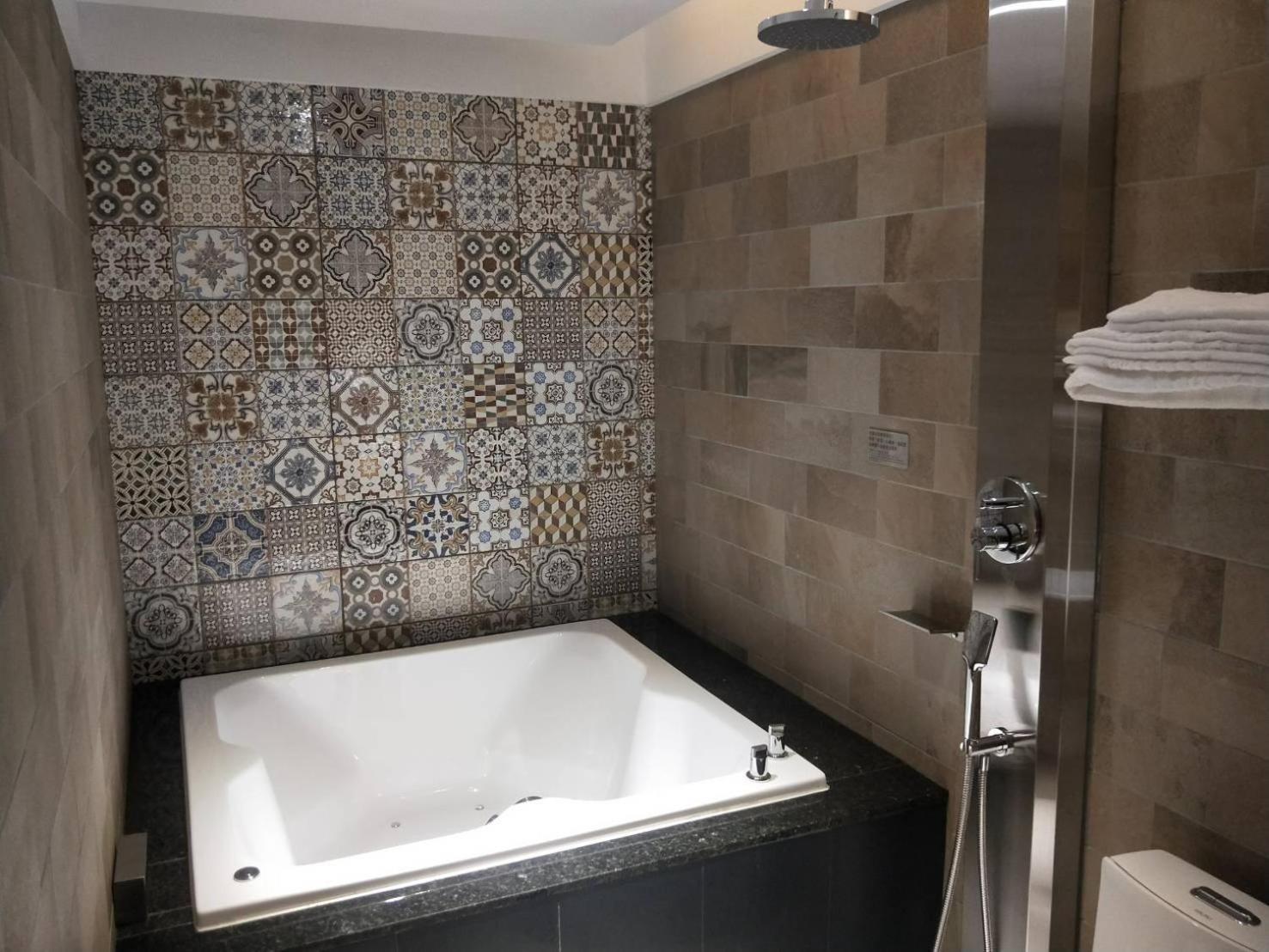 浪琴motel文創旅館 Ταϊχούνγκ Εξωτερικό φωτογραφία